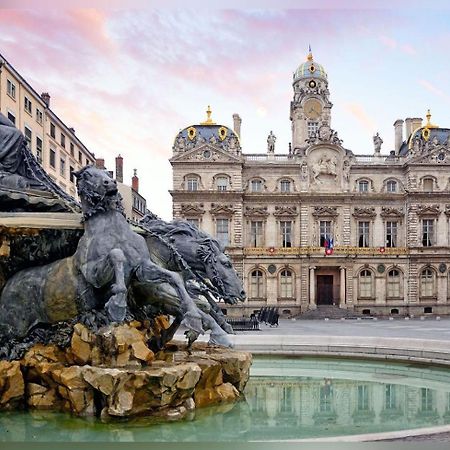 Ô bon temps - Suite Détente Chasse-sur-Rhône Esterno foto